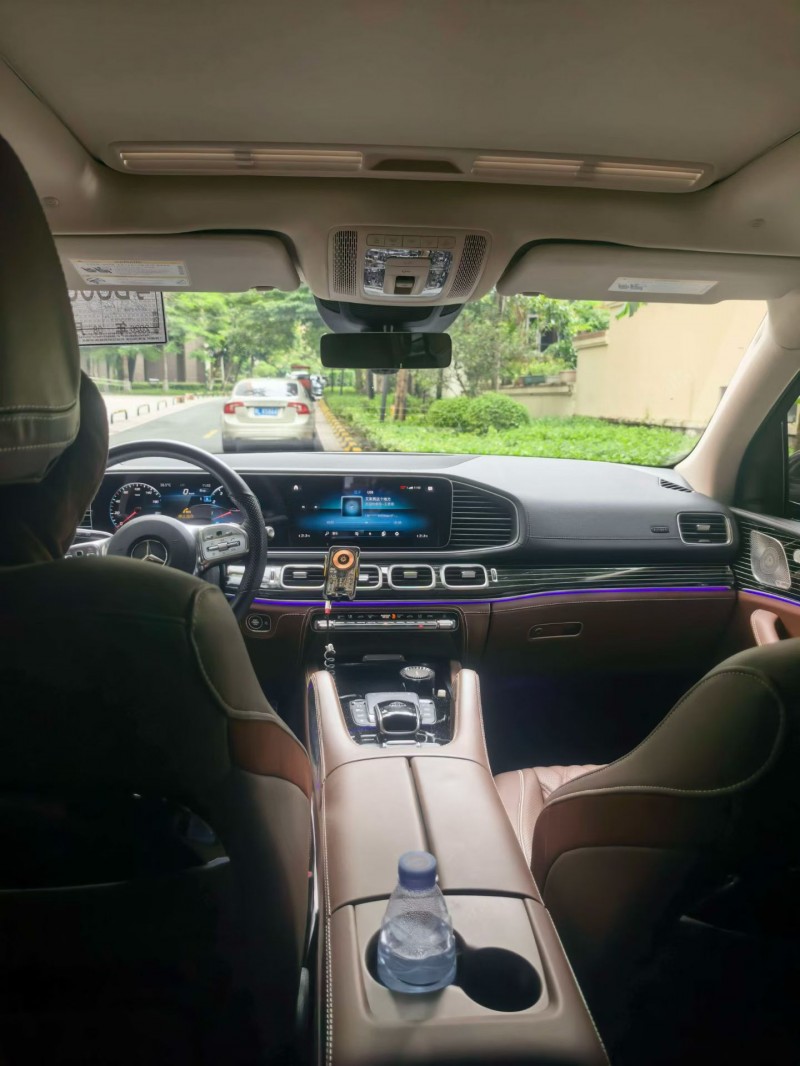 广州23年奔驰GLS8