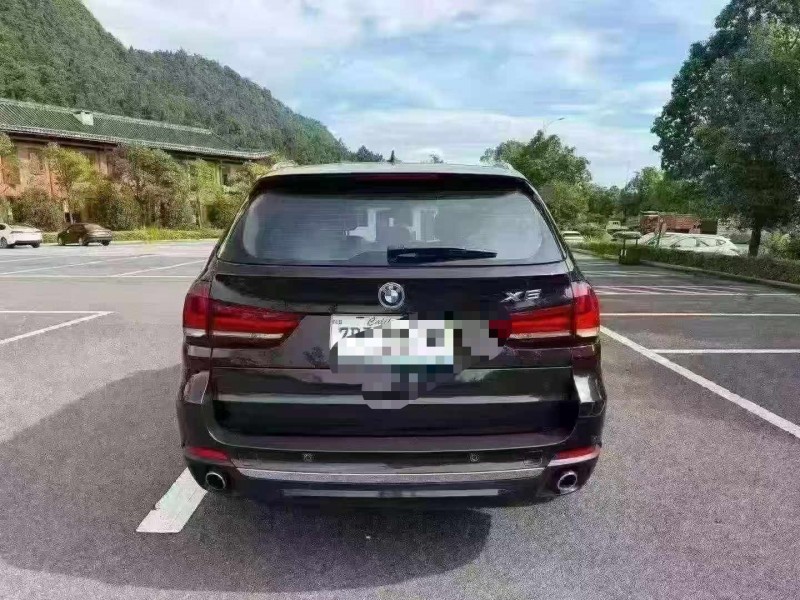 重庆18年宝马X59