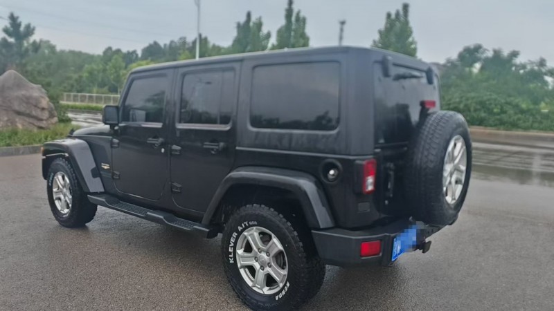 聊城14年Jeep牧马人8