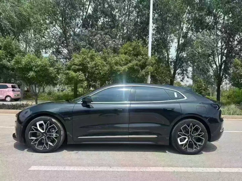 东营22年极氪汽车0017