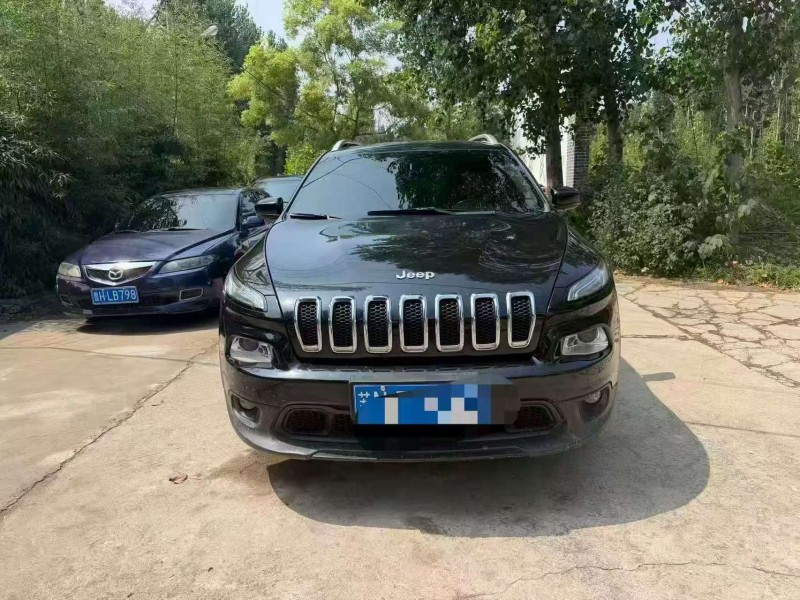 苏州17年Jeep指南者1