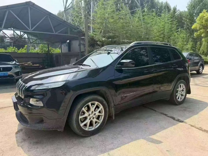 苏州17年Jeep指南者3