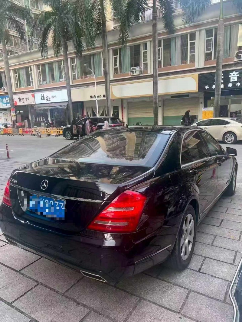 汕头13年奔驰S8