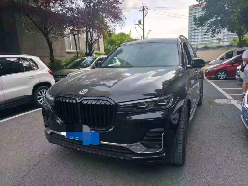 广州22年宝马X71