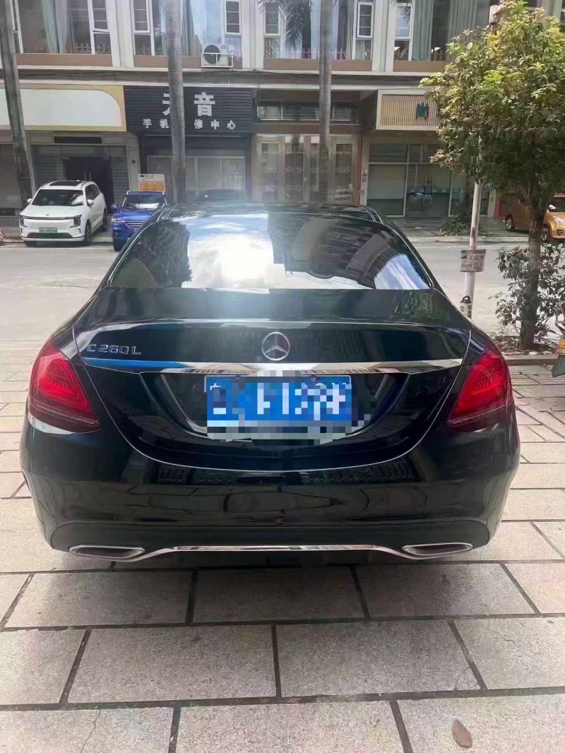 汕头21年奔驰C9