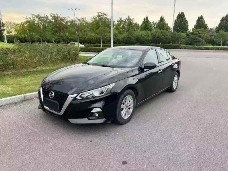 濰坊22年日產天籟3