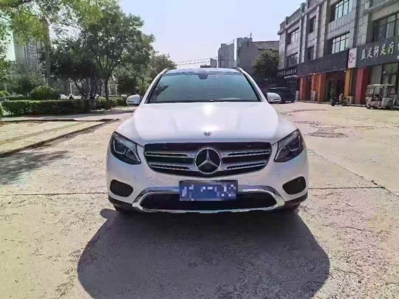 枣庄19年奔驰GLC1