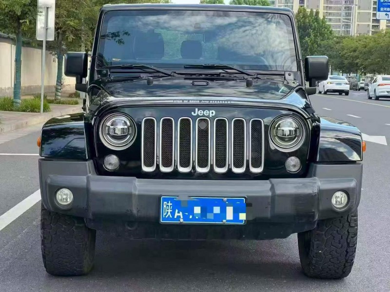 郑州18年Jeep牧马人1
