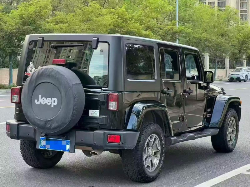 郑州18年Jeep牧马人7