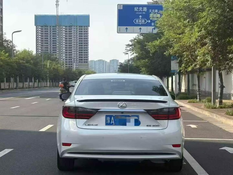 洛阳19年雷克萨斯ES9