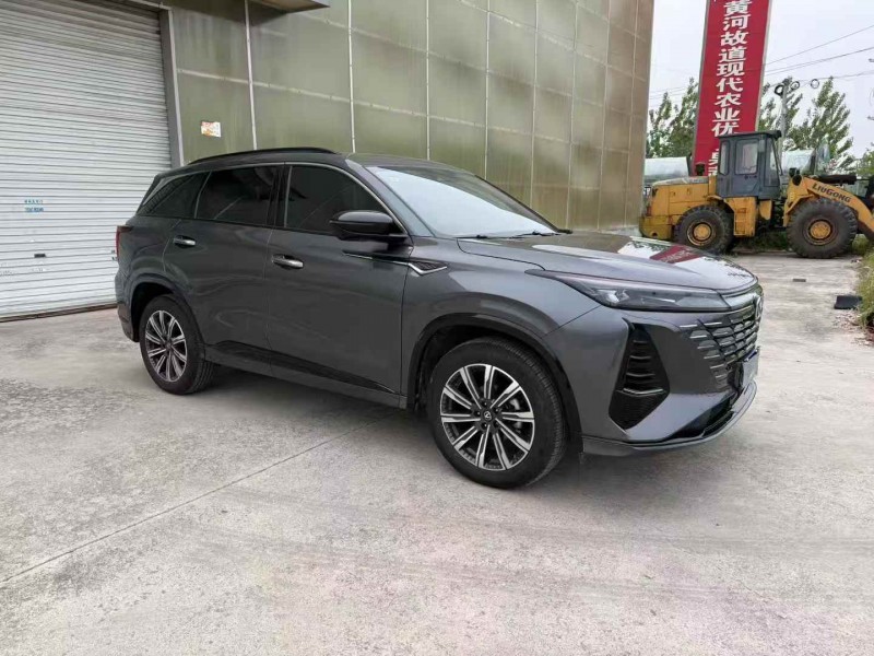 徐州25年长安汽车CS752