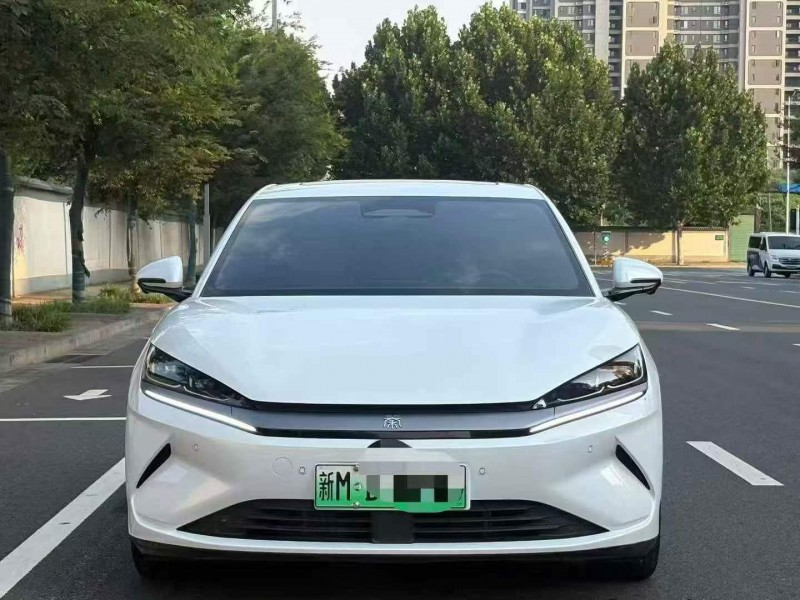 榆林25年比亚迪秦1