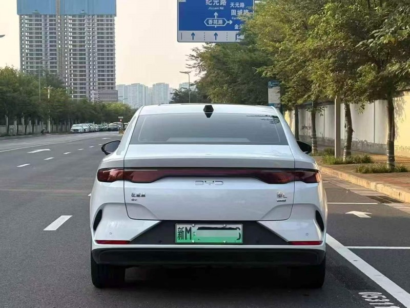 榆林25年比亚迪秦9