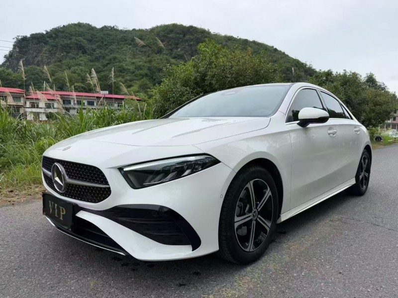 宁波25年奔驰A2