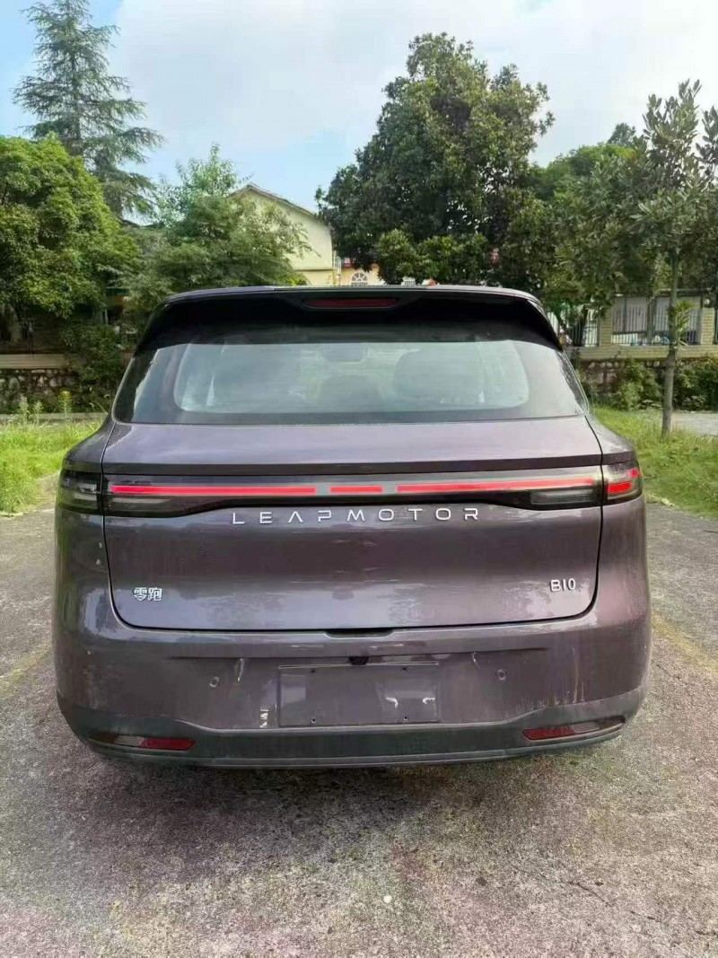岳阳26年零跑汽车B109