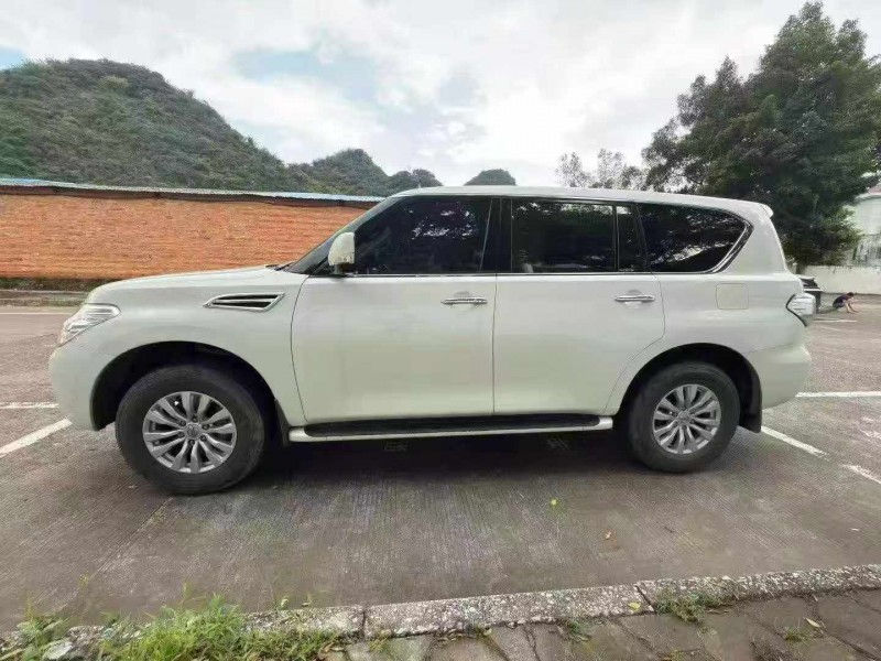 北海20年日产途乐7