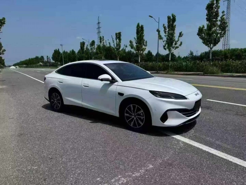 苏州25年比亚迪海豹3