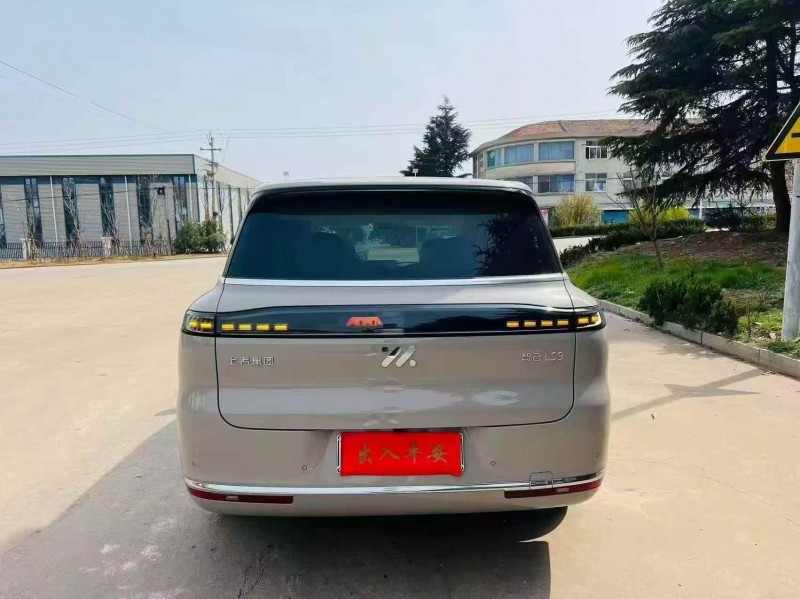 烟台25年智己LS98
