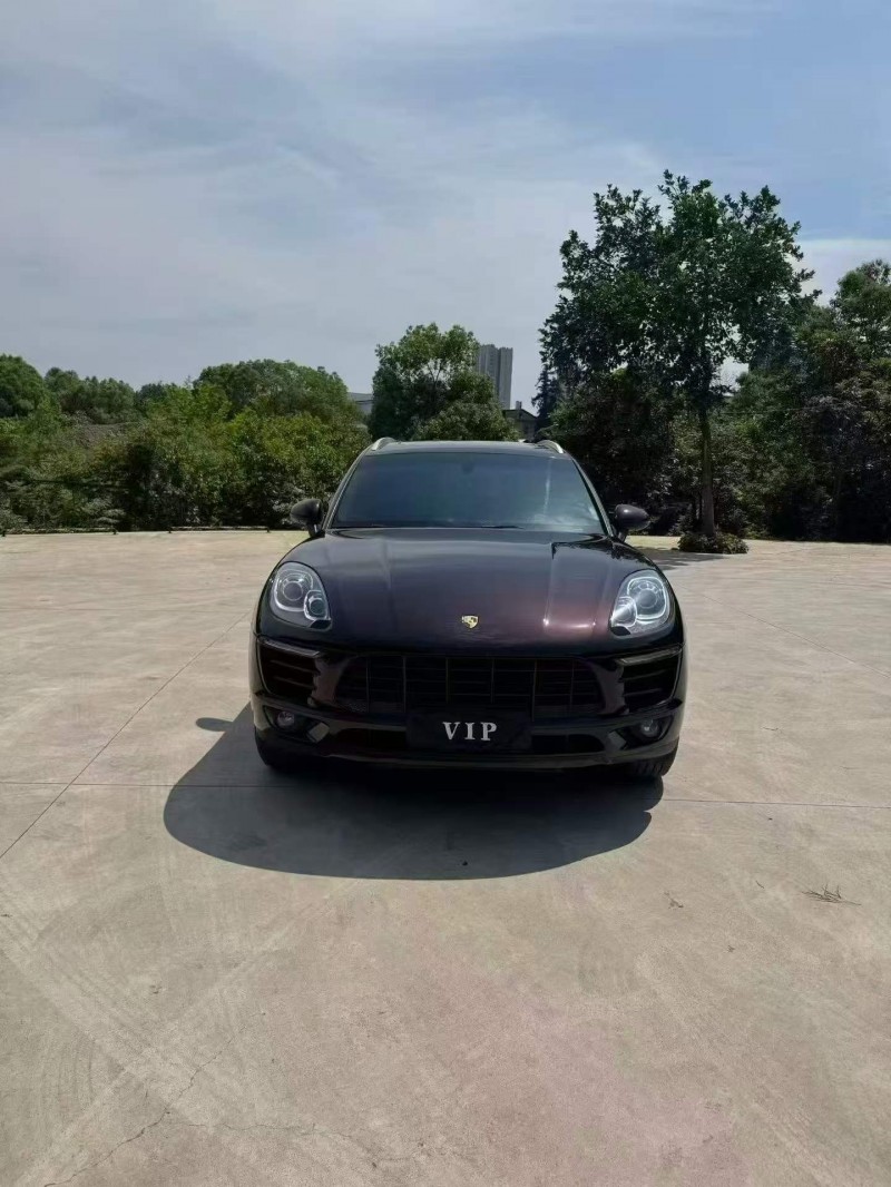 贵港16年保时捷Macan1