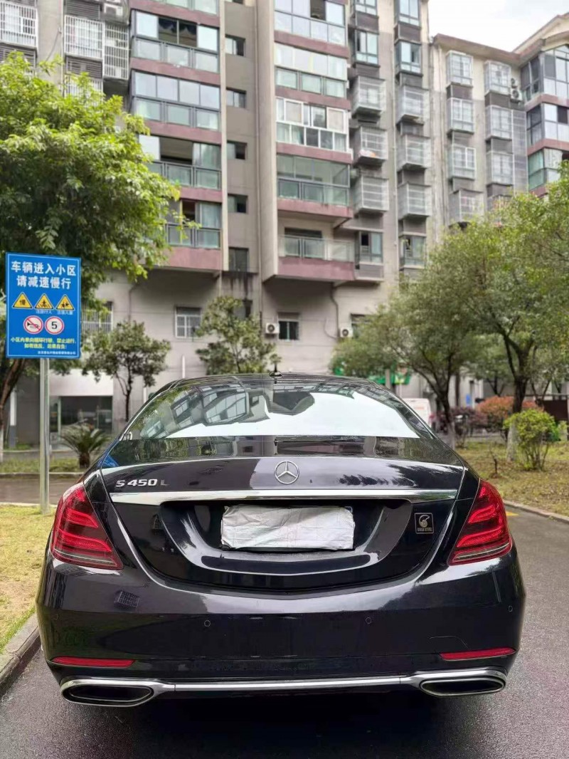 重庆19年奔驰S9
