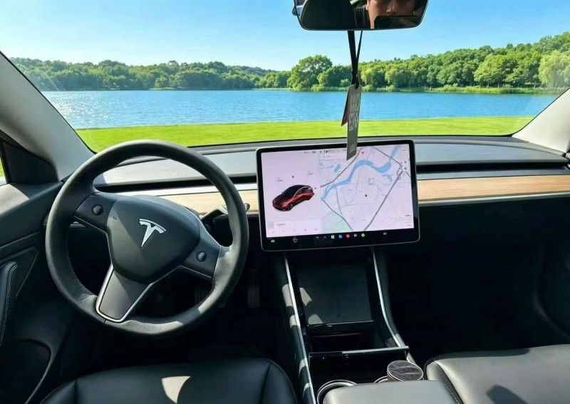 佛山20年特斯拉MODEL 37