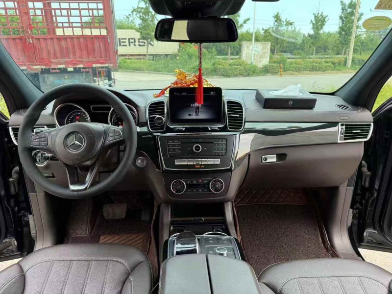 徐州19年奔驰GLS5