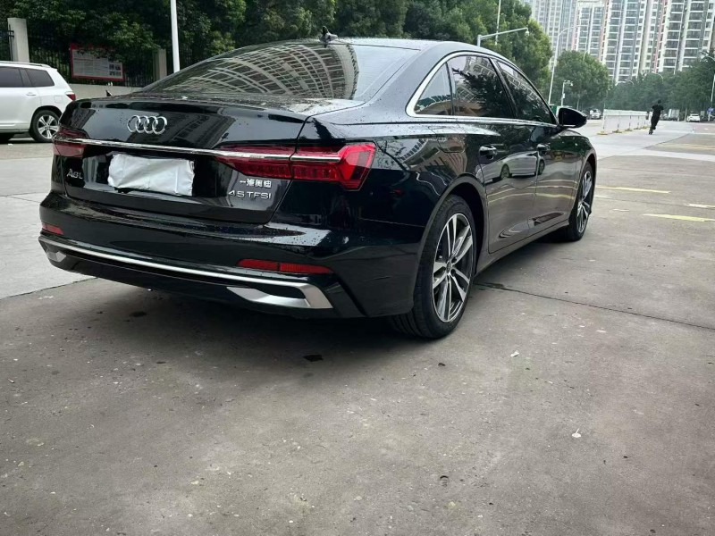 襄阳17年奥迪A6L3