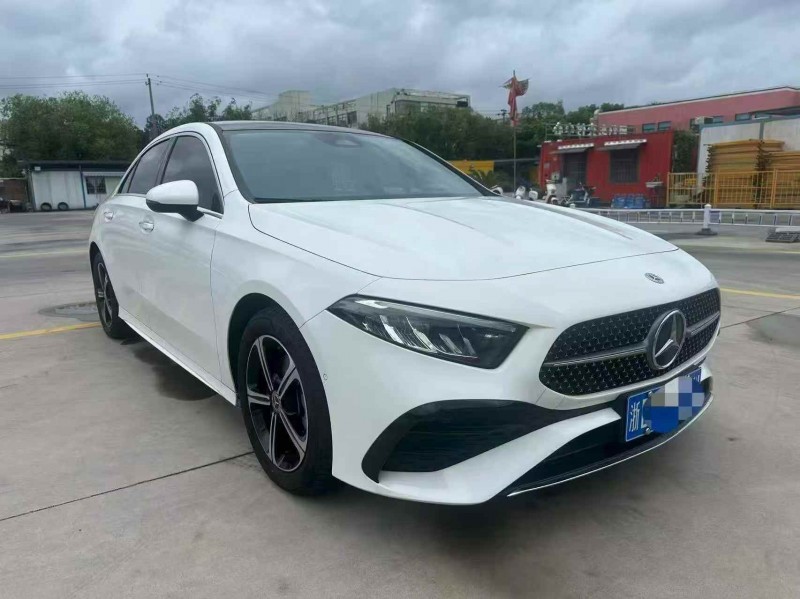 嘉兴23年奔驰A3