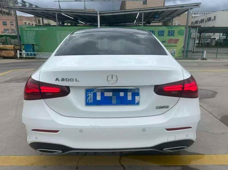嘉兴23年奔驰A8