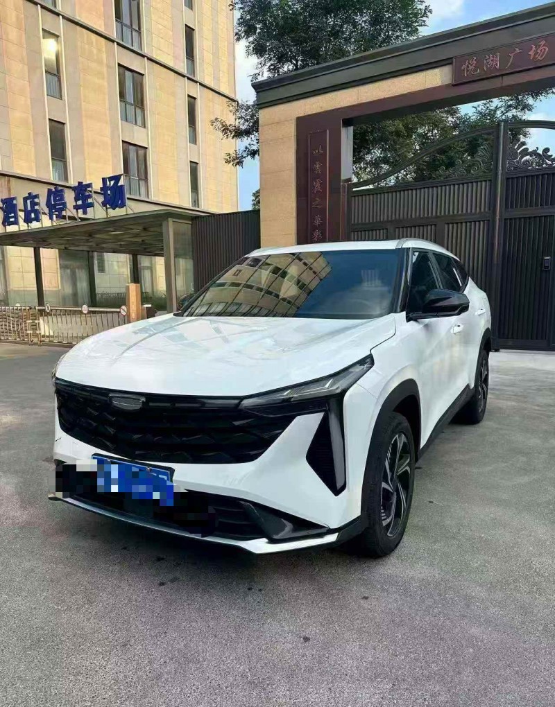 潍坊23年吉利博越3