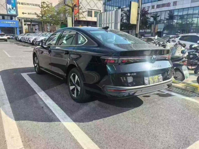 鄂州26年大众迈腾8