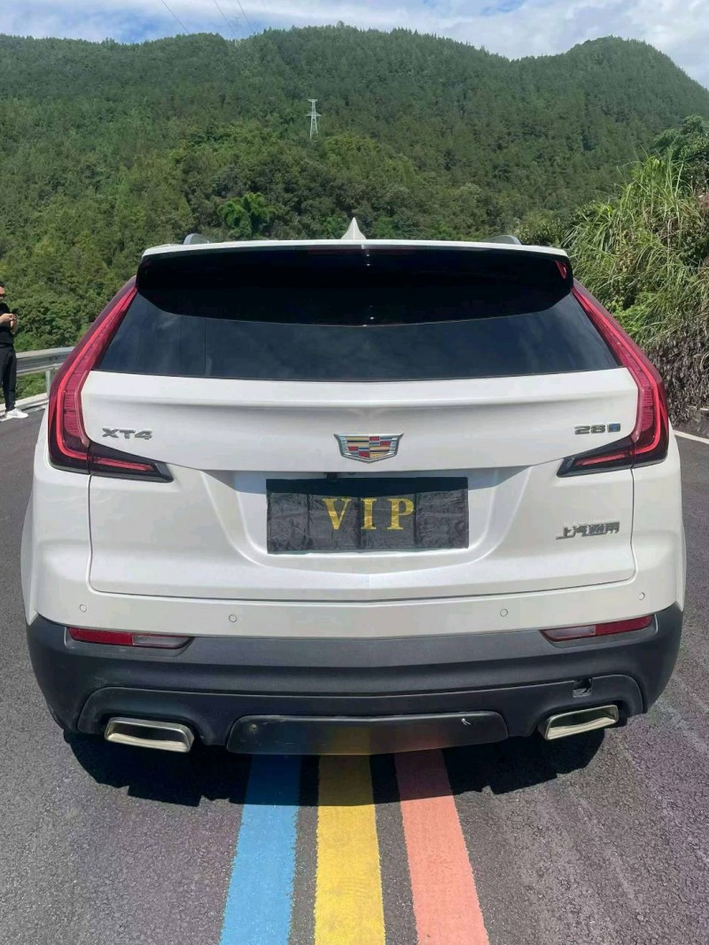 恩施22年凯迪拉克XT46