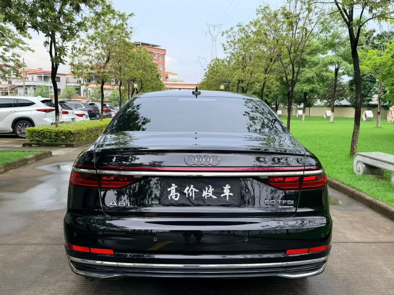佛山25年奥迪A8L7