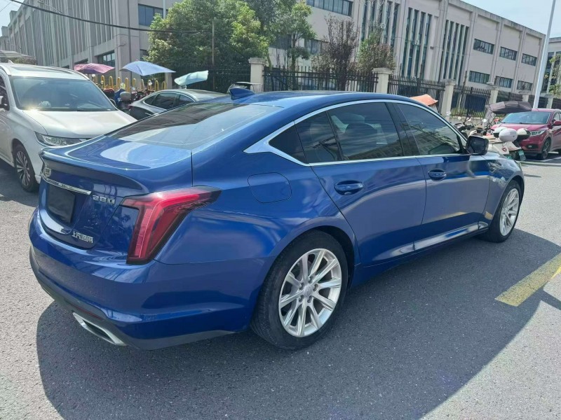 岳阳20年凯迪拉克CT58