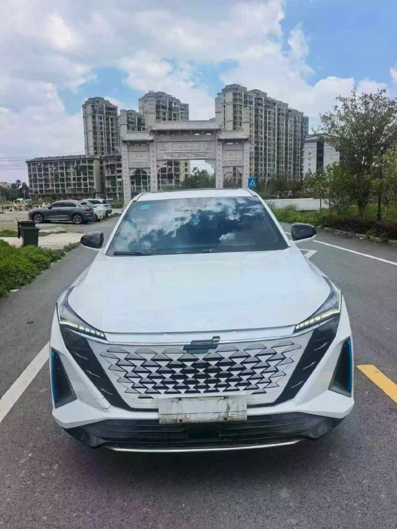 嘉兴22年长安汽车欧尚1