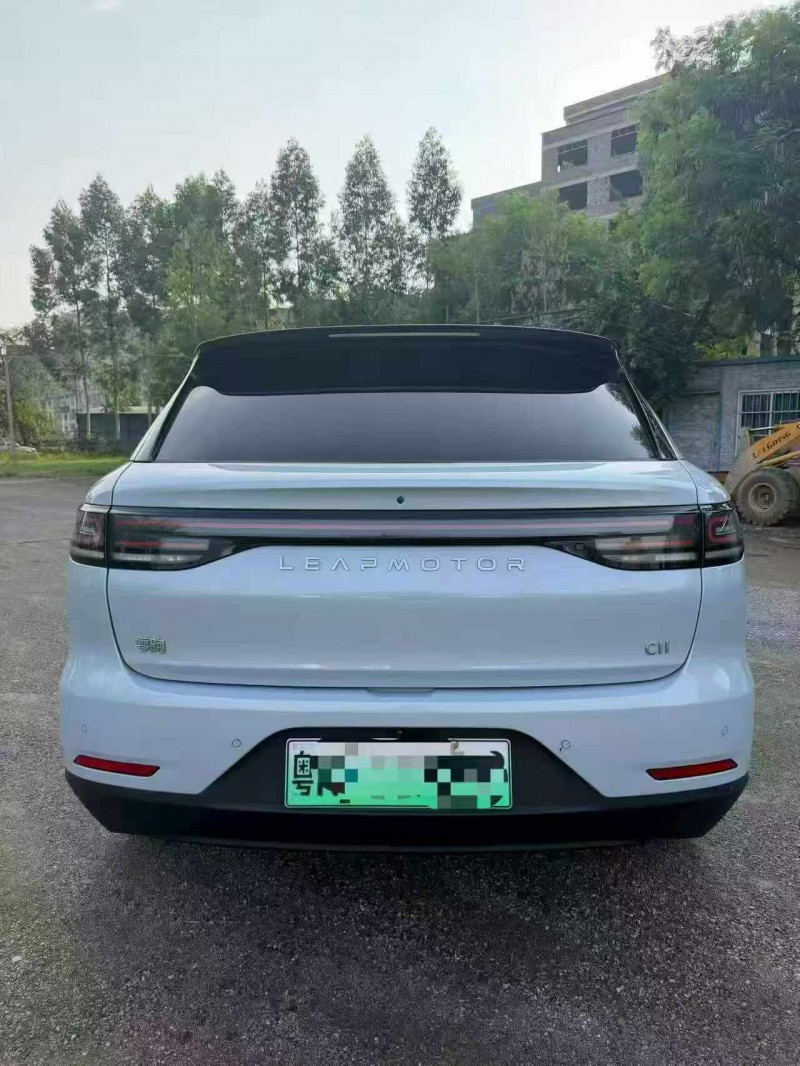 贵港26年零跑汽车C119