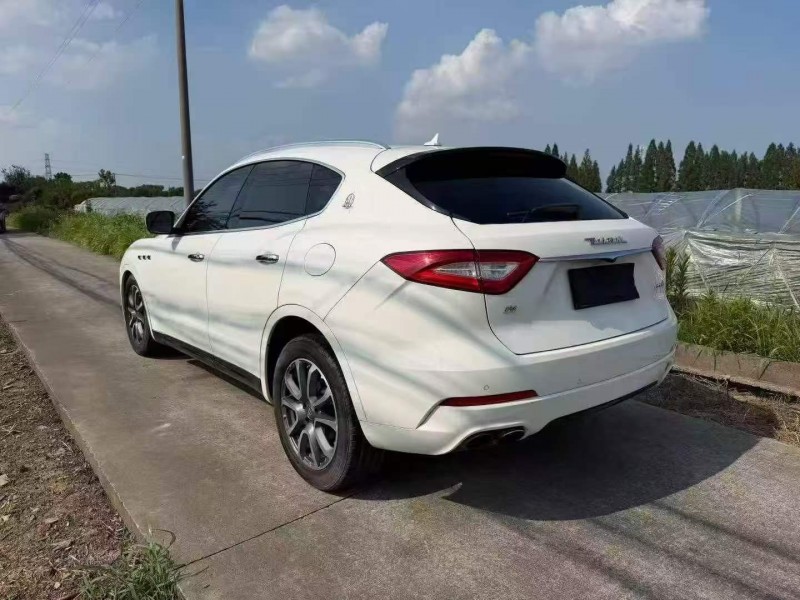 衢州18年玛莎拉蒂Levante7