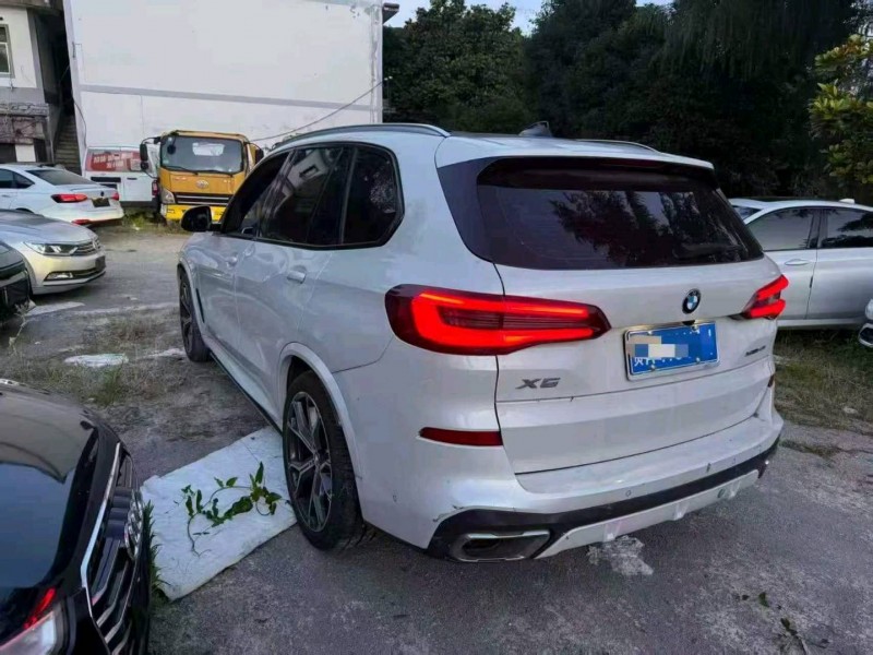邵阳20年宝马X54