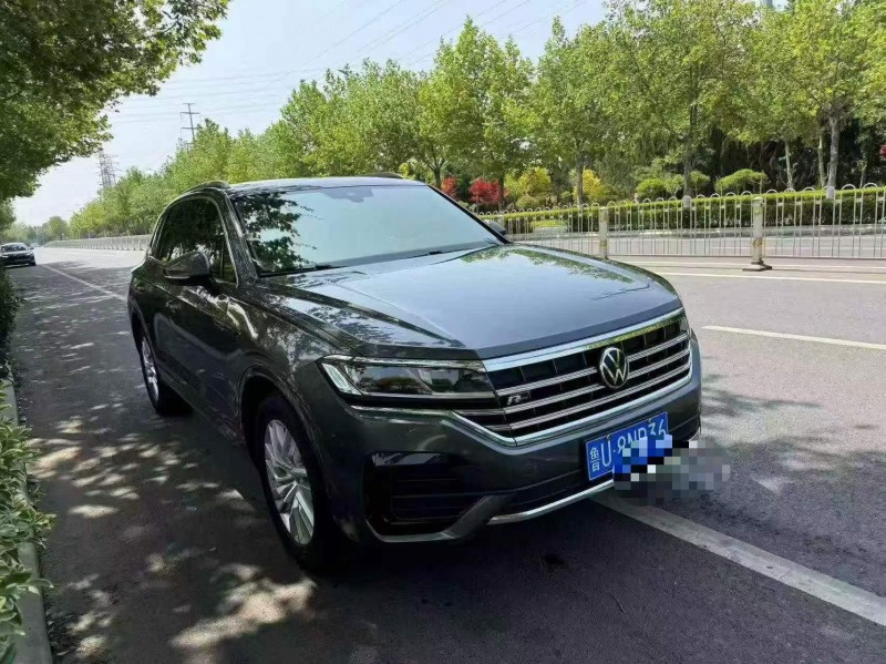 淄博22年大众途锐2