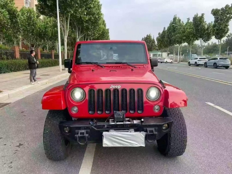 安阳15年Jeep牧马人1