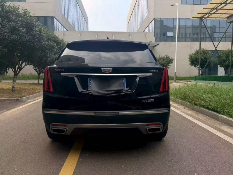 徐州20年凯迪拉克XT59