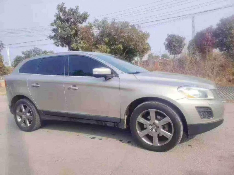 淮安13年沃尔沃XC602