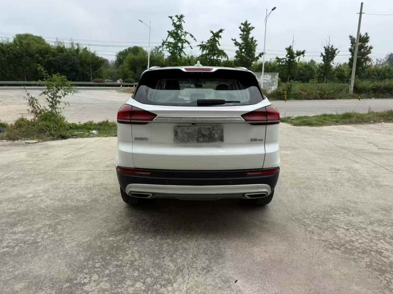 徐州21年吉利博越9