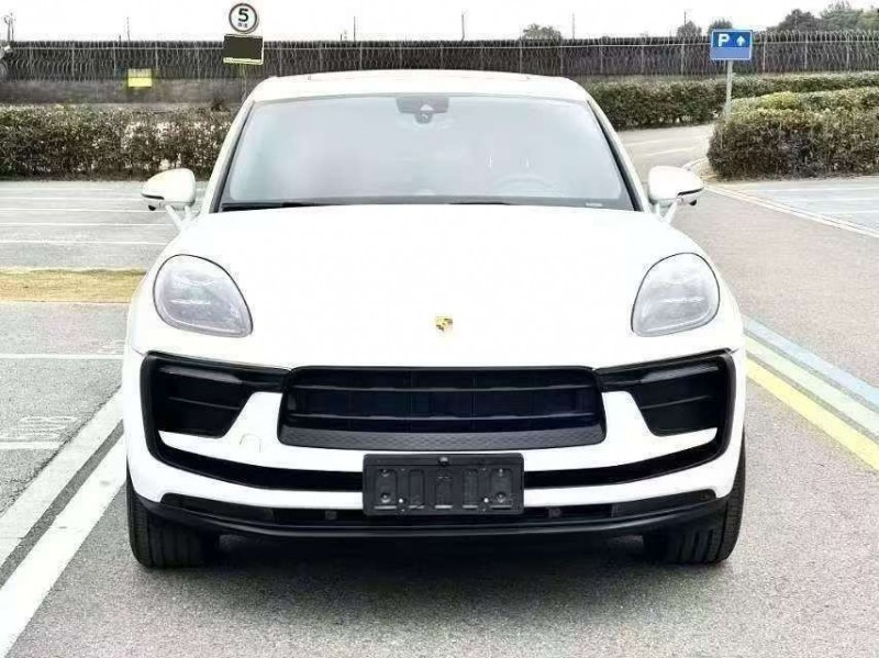 新余24年保时捷Macan1