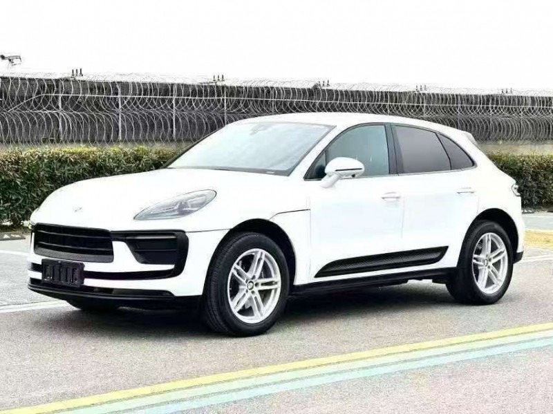 新余24年保时捷Macan3