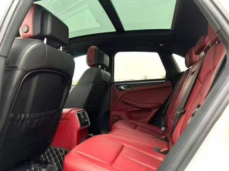 新余24年保时捷Macan5