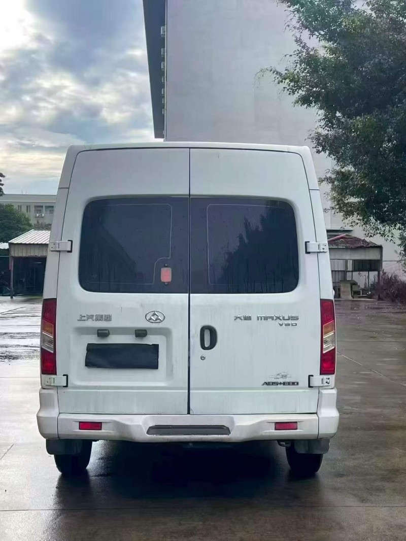 邵阳19年大通V808