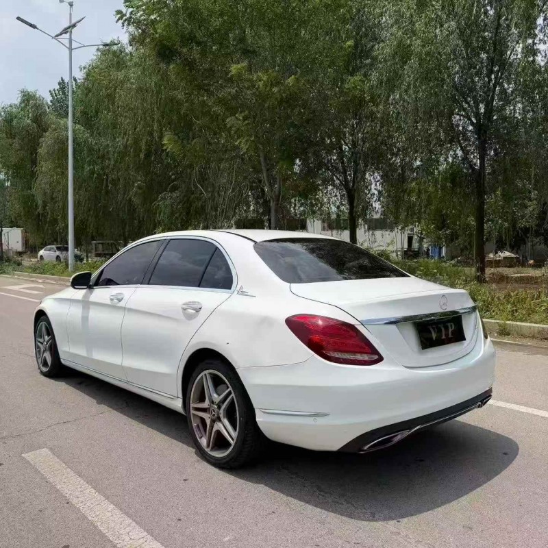 东营16年奔驰C7
