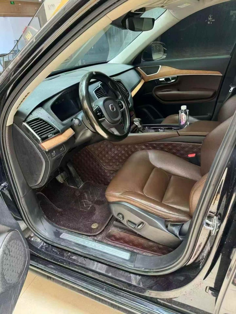 淮南20年沃尔沃XC906
