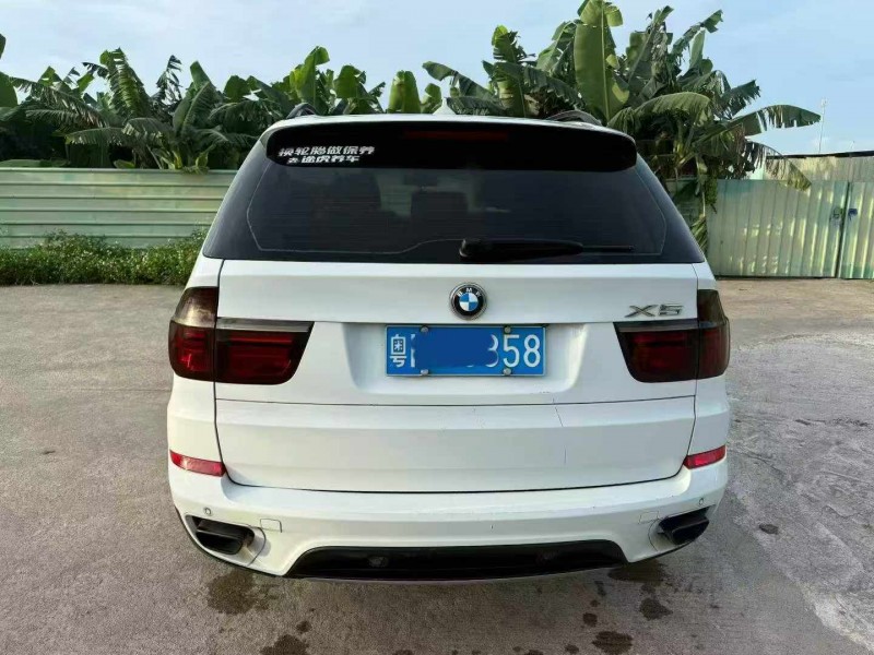 中山13年宝马X54